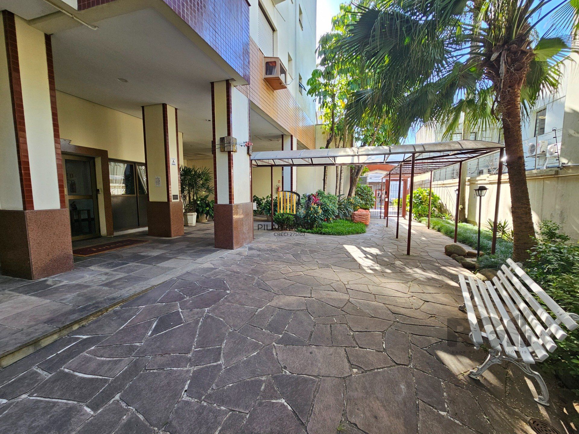 Apartamento 3 dormitórios com vaga no Menino Deus