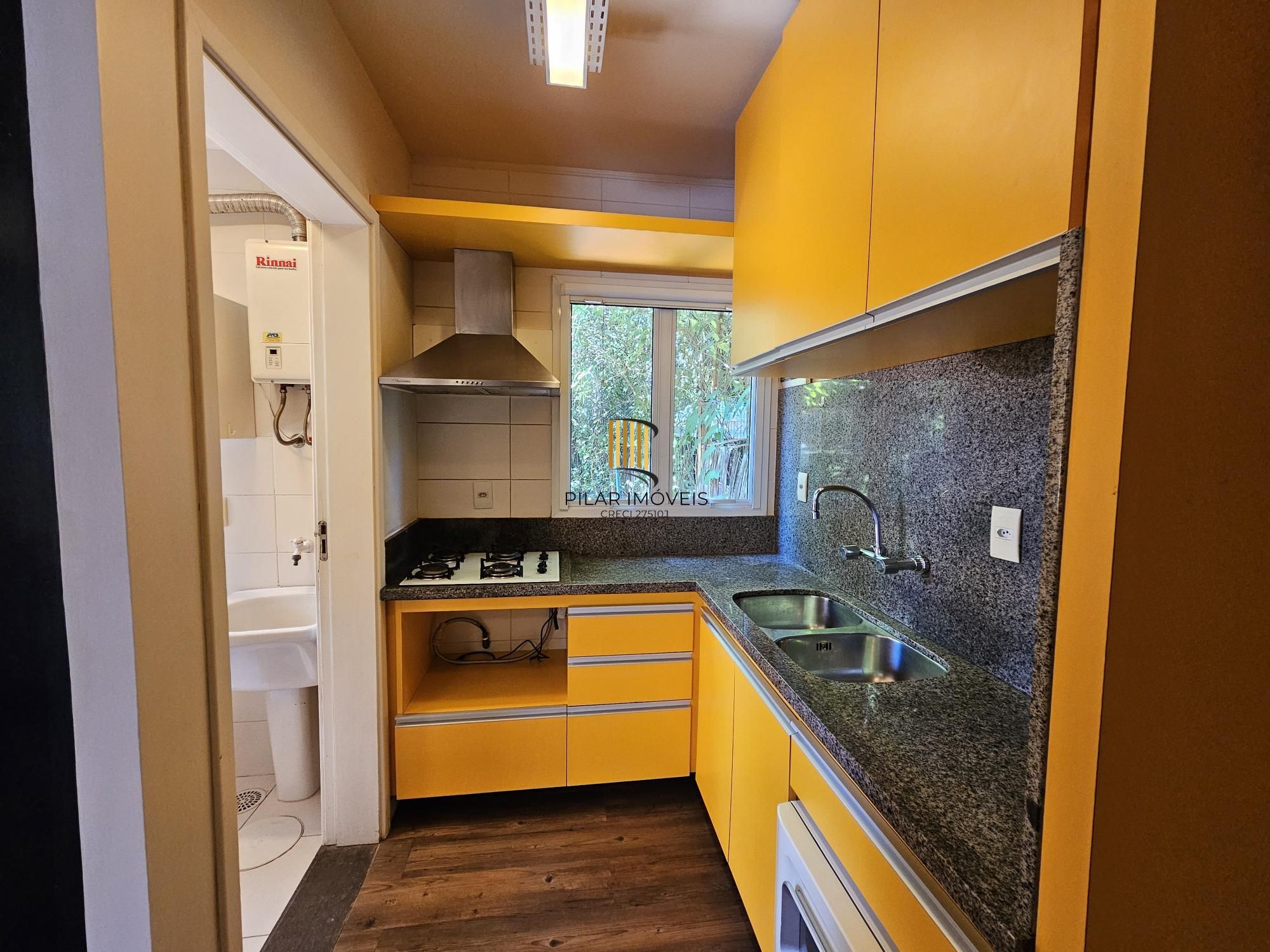 CASA EM CONDOMÍNIO NA AVENIDA PROTÁSIO ALVES