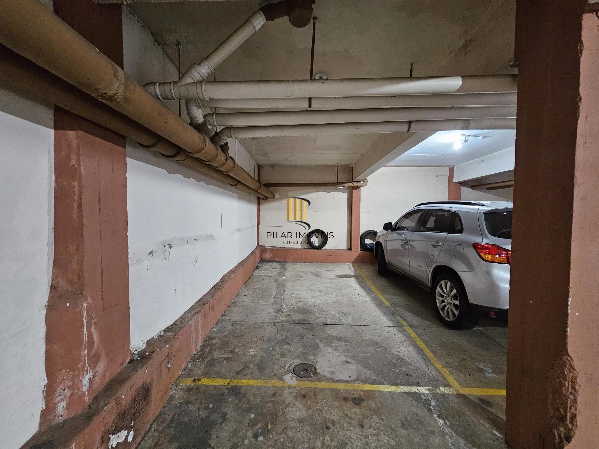 Cobertura 2 dormitórios no bairro Moinhos de Vento