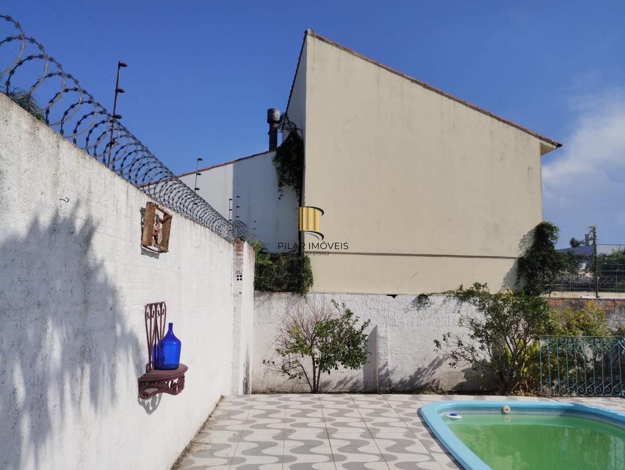 Casa em terreno amplo na Praia do Laranjal, Pelotas 4 quadras da praia