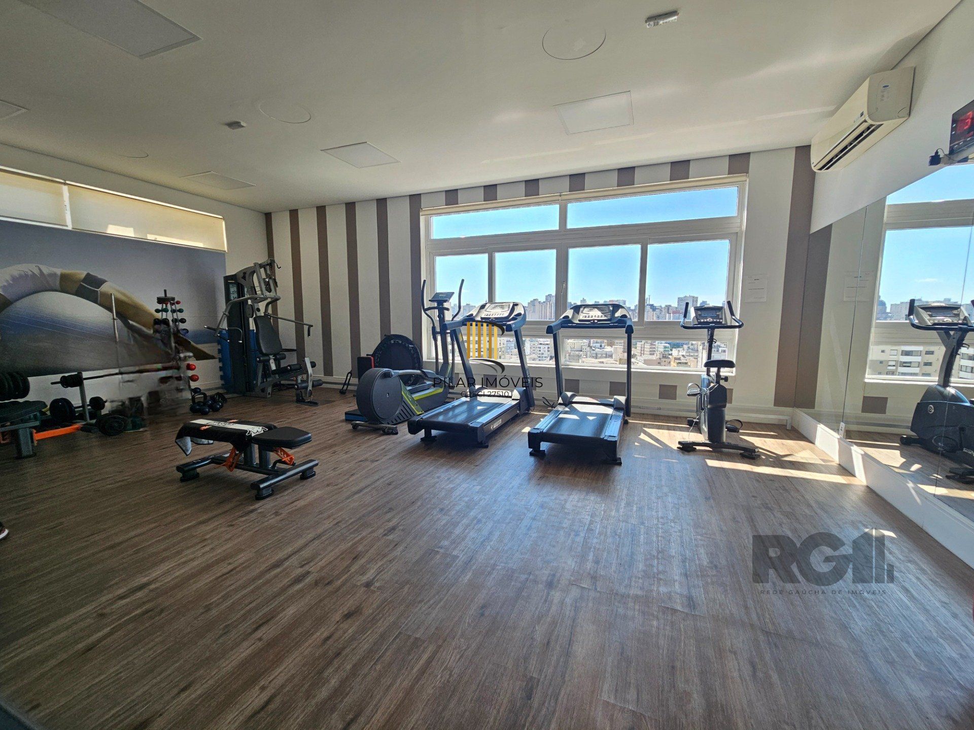 Apartamento 2 dormitórios no bairro Cidade Baixa