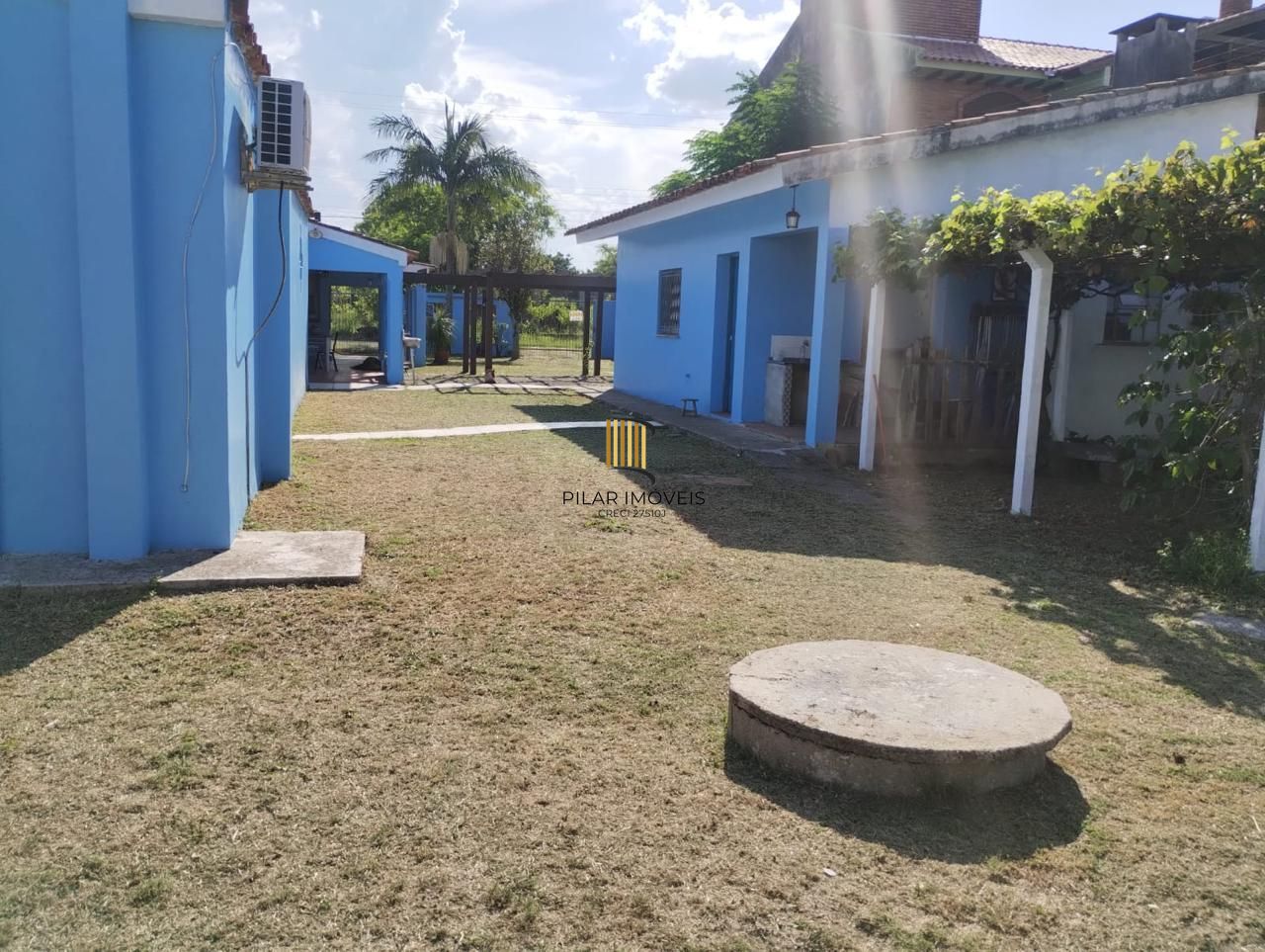 Casa em terreno amplo na Praia do Laranjal, Pelotas 4 quadras da praia