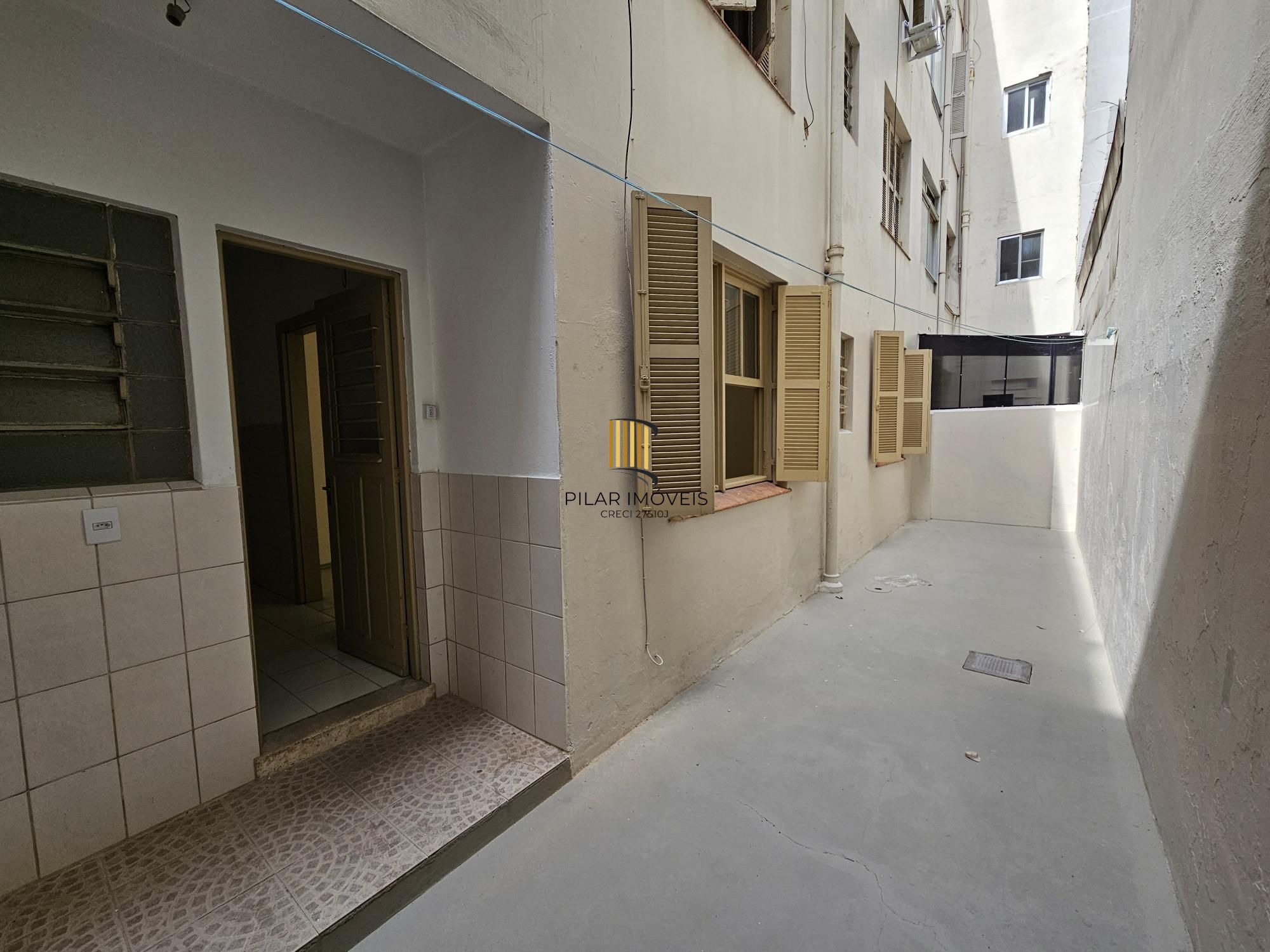 APARTAMENTO TÉRREO | MENINO DEUS