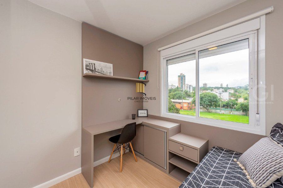 Apartamento para Venda - 65.41m², 3 dormitórios, sendo 1 suites, 1 vaga - Petrópolis