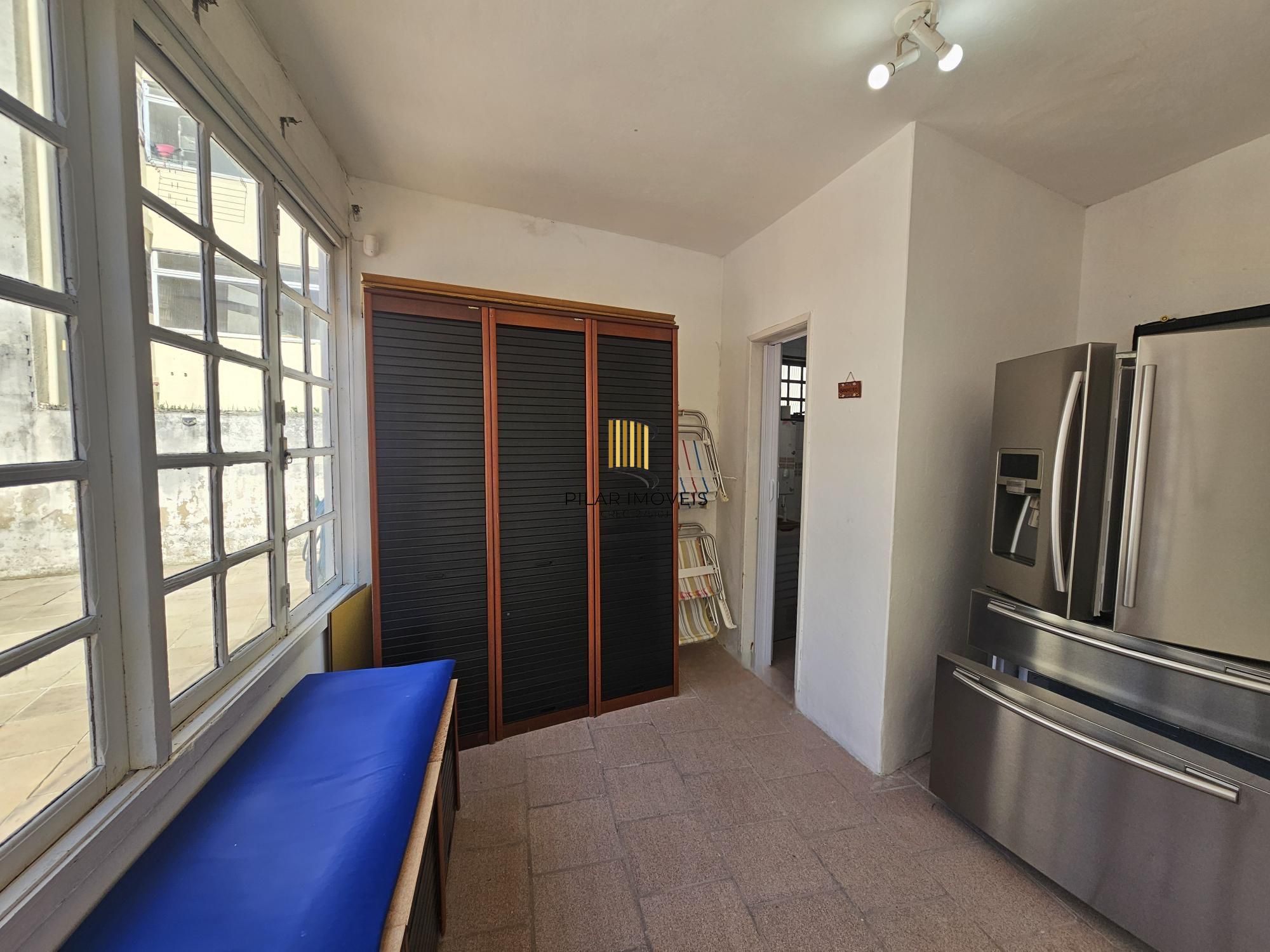 SOBRADO COM 3 SUÍTES + DORMITÓRIOS NO TÉRRREO | PISCINA | E MUITO MAIS