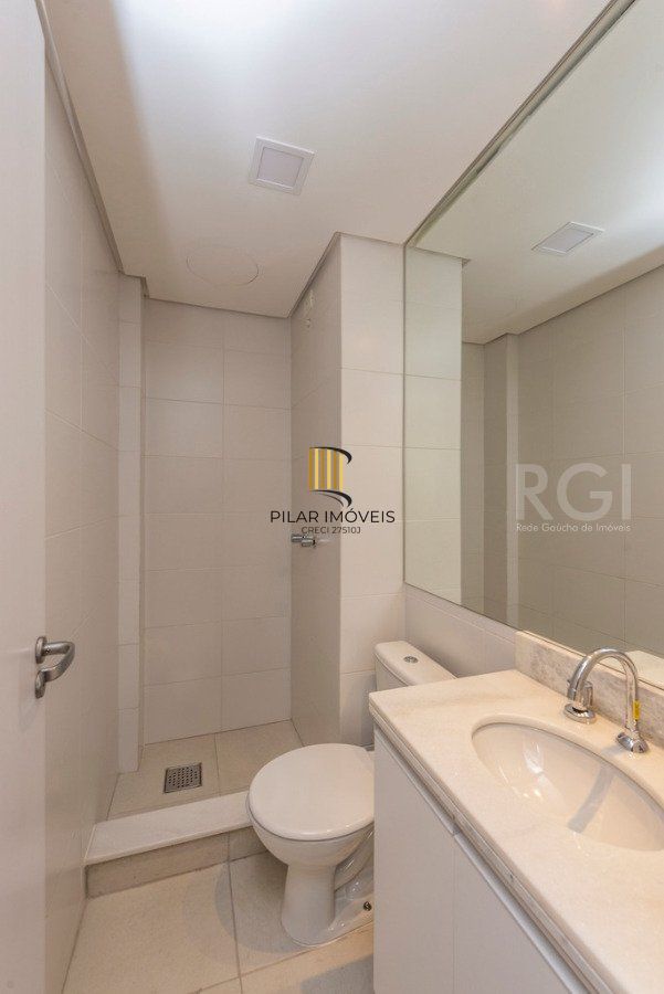 Apartamento para Venda - 65.41m², 3 dormitórios, sendo 1 suites, 1 vaga - Petrópolis