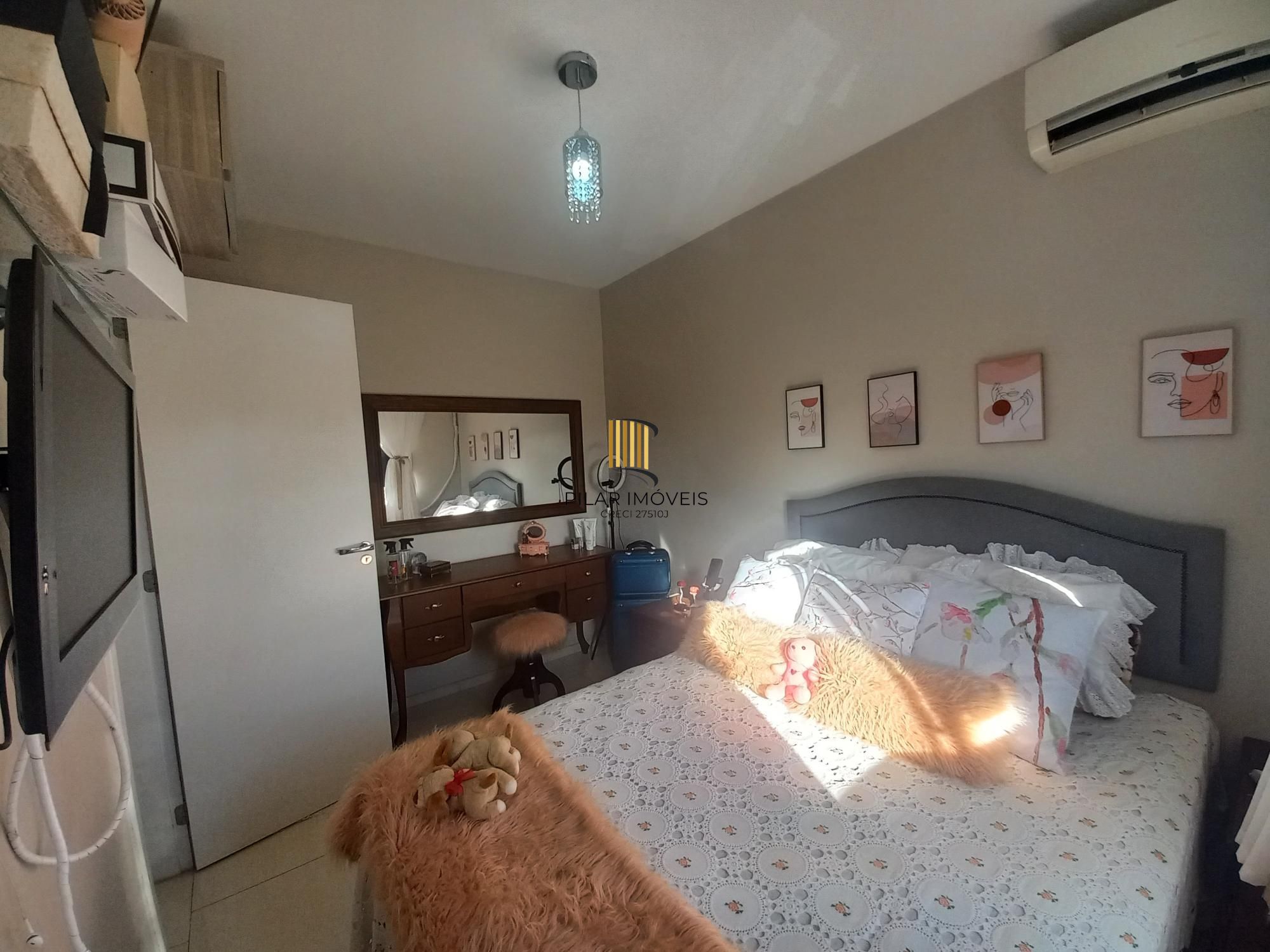 Apartamento 2 dormitórios no bairro Cavalhada