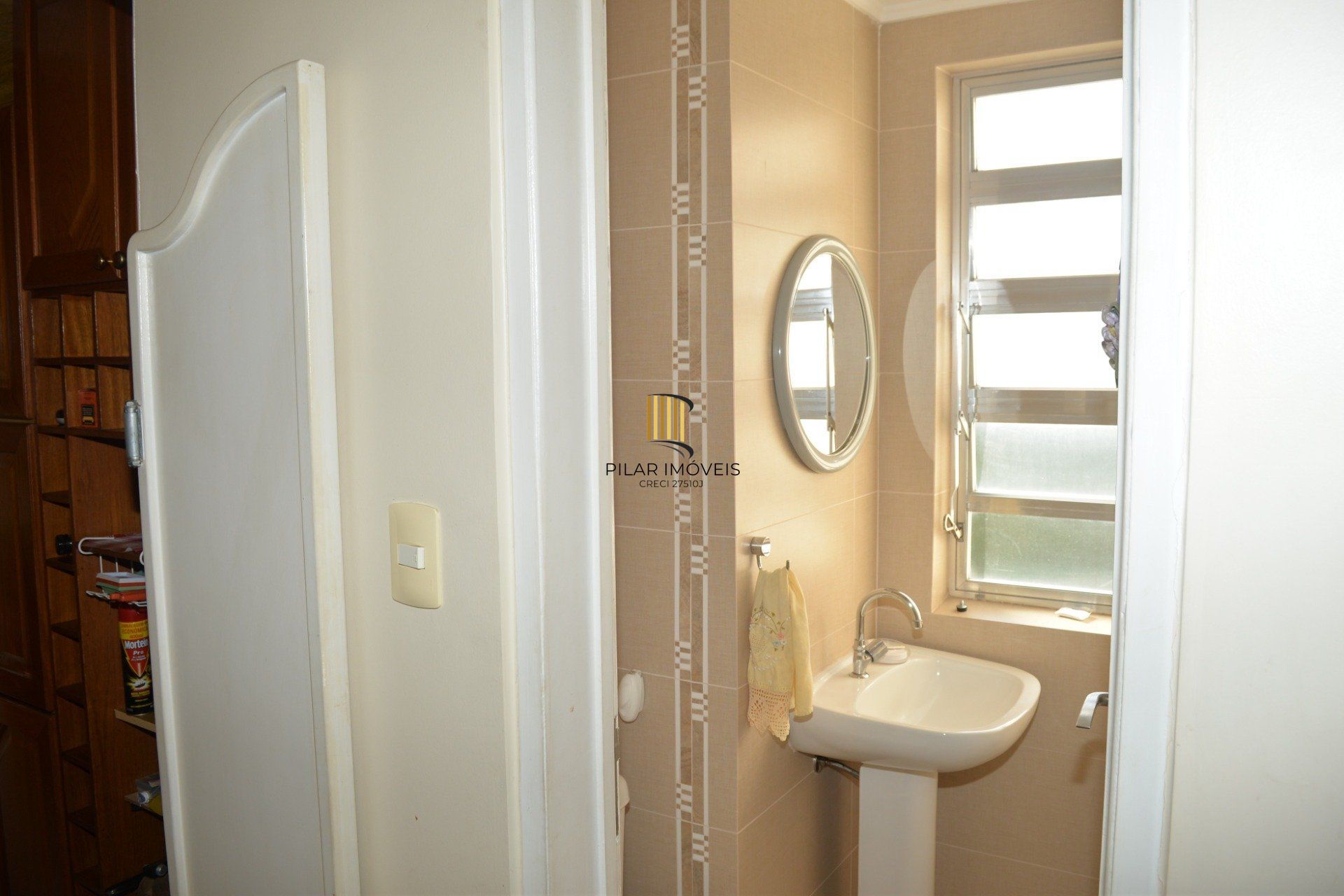 Apartamento para Venda - 120.46m², 3 dormitórios, sendo 1 suites, 1 vaga - Cristal
