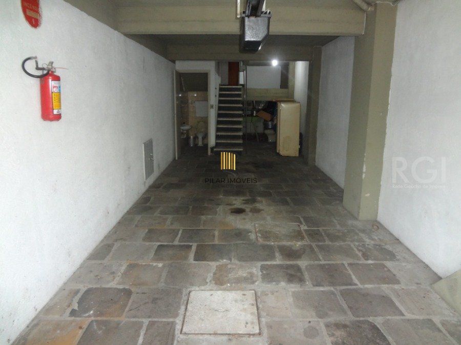 Cobertura para Venda - 263.75m², 3 dormitórios, sendo 1 suites, 2 vagas - Petrópolis