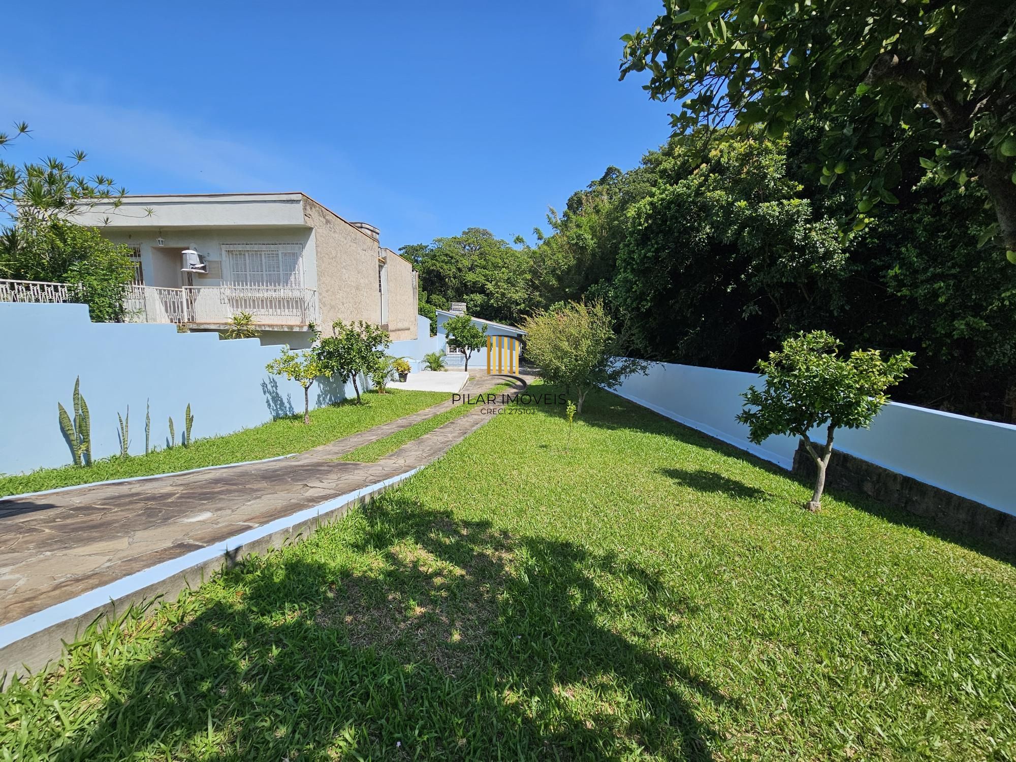 TERRENO COM MAIS DE 790M2 | CASA IMPECÁVEL DE 2 DORMITÓRIOS