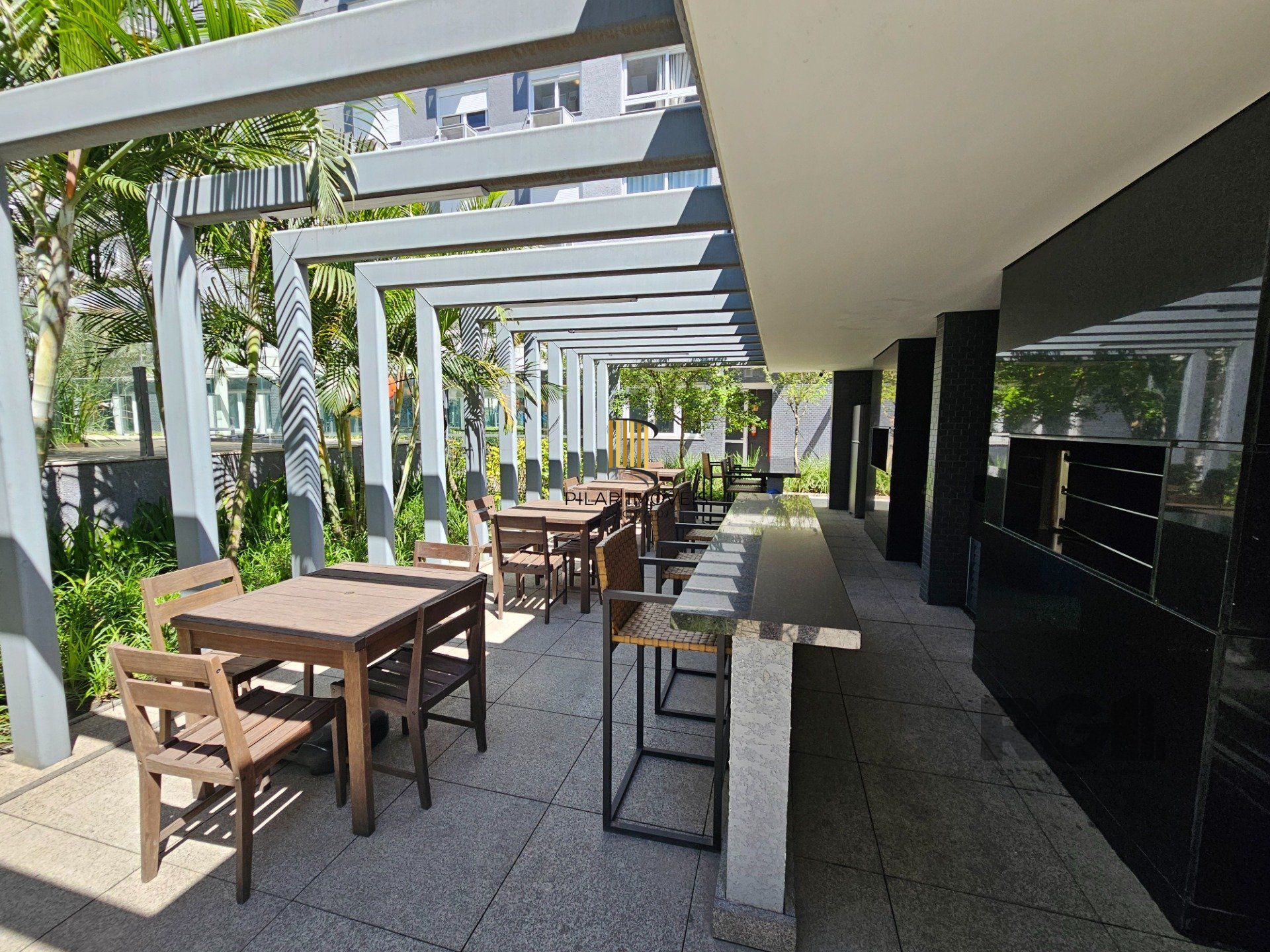 Apartamento para Venda - 67.43m², 2 dormitórios, sendo 1 suites, 2 vagas - Jardim Lindóia