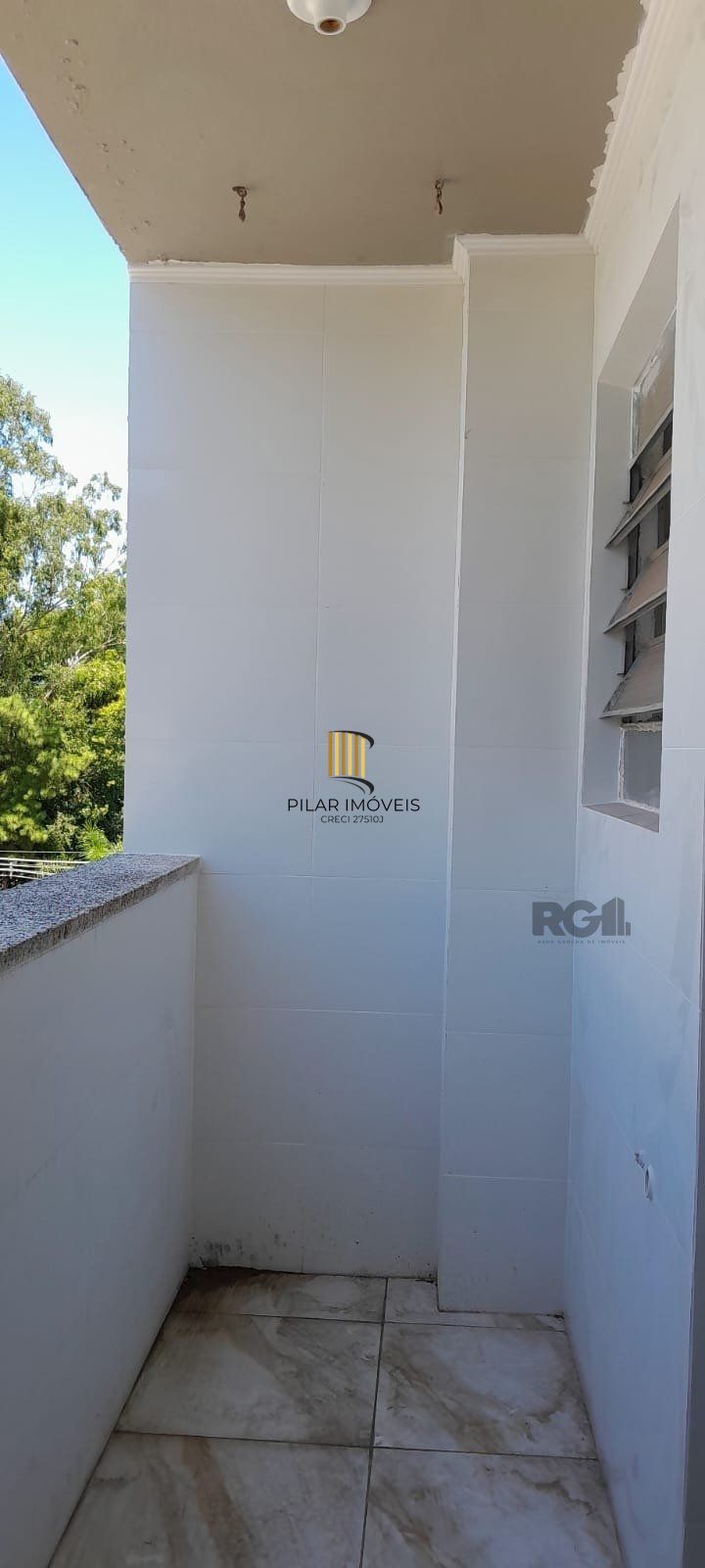 AP 3 DORM SEMIMOBILIADO BAIRRO SANTA CECÍLIA 
