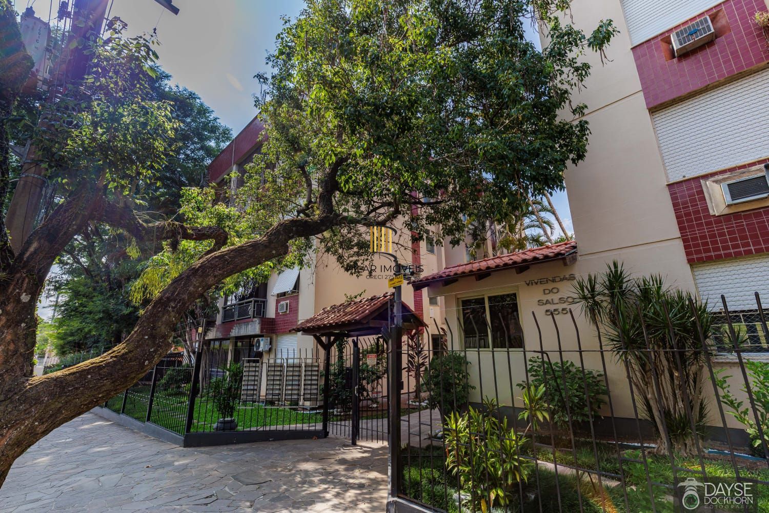 Apartamento 2 dormitórios com 2 vagas próximo da PUC