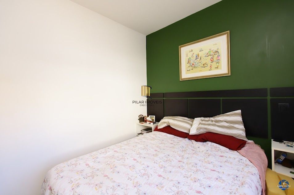 Apartamento 2 dormitórios com vaga no Passo D'areia