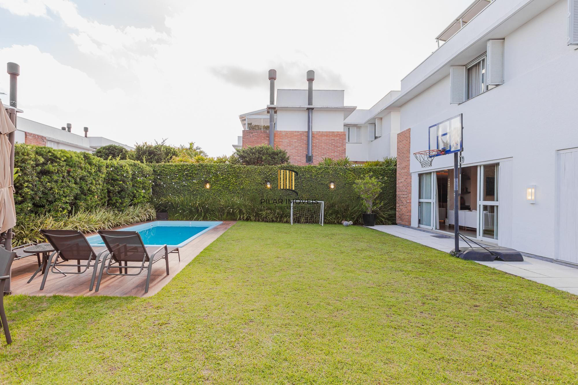 CONDOMINIO ATMOSFERA - CASA MOBILIADA DE 4 SUÍTES COM 4 VAGAS
