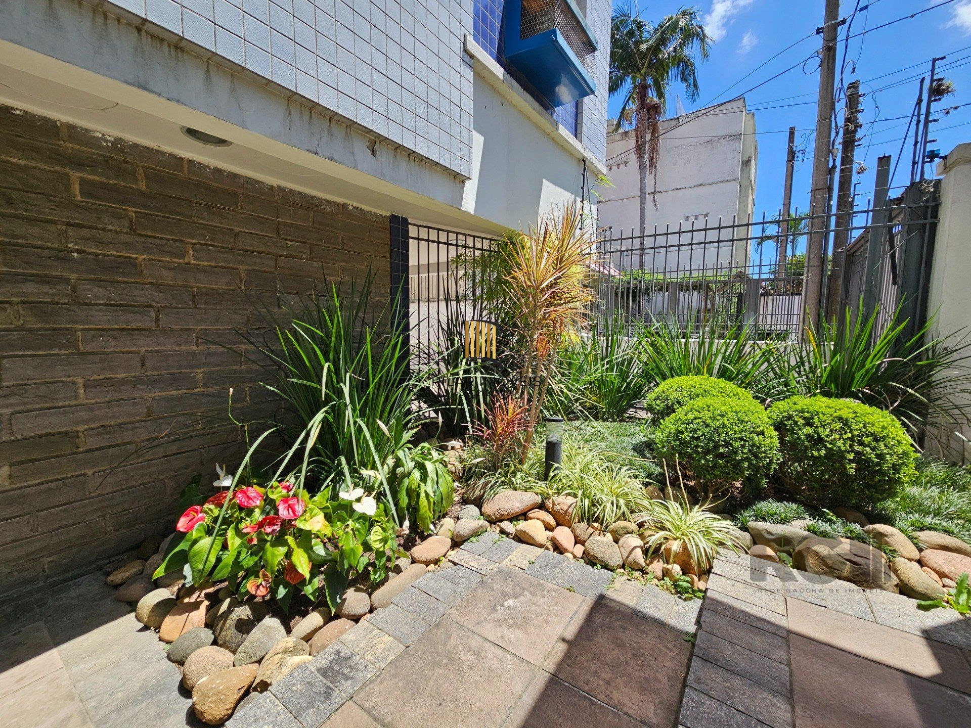 Apartamento para Venda - 94.09m², 3 dormitórios, 2 vagas - Mont Serrat