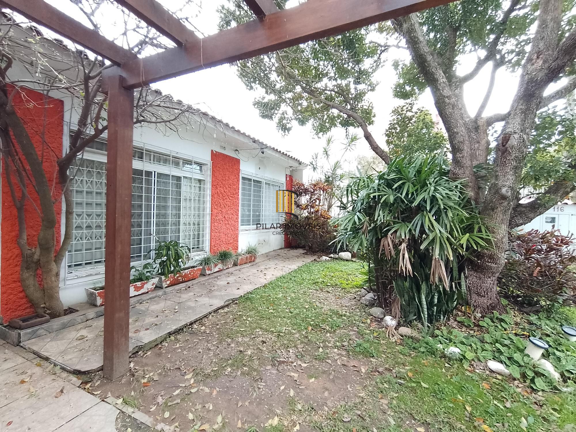 Casa ampla 3 dormitórios no Jartim Itu