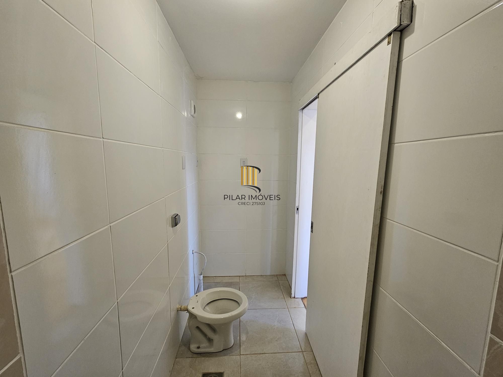 Apartamento 2 dormitórios com elevador na Cristóvão