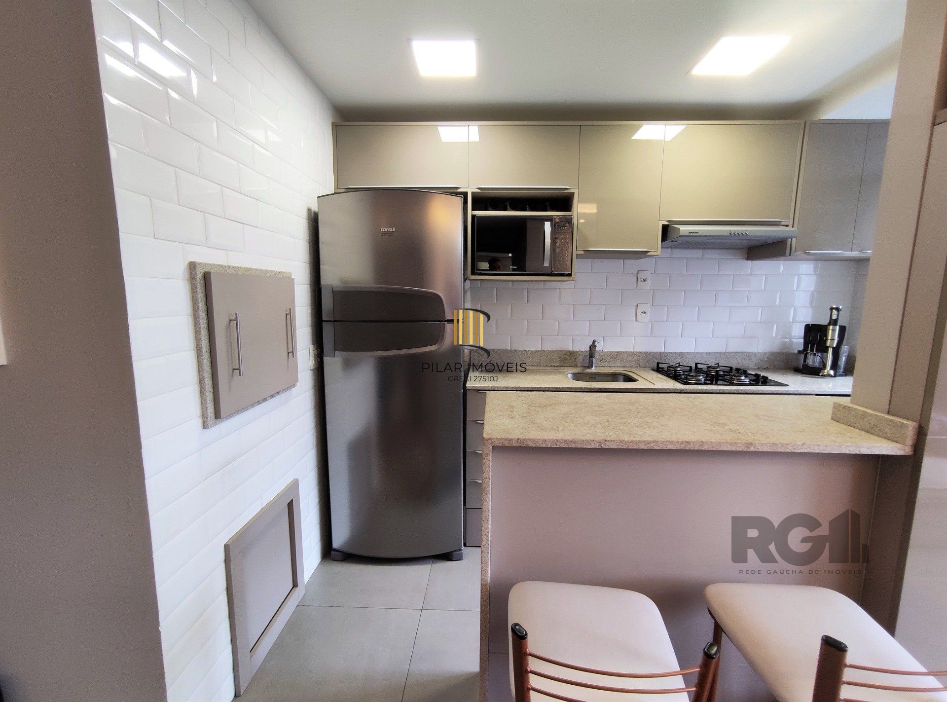 Apartamento 2 dormitórios no bairro Glória