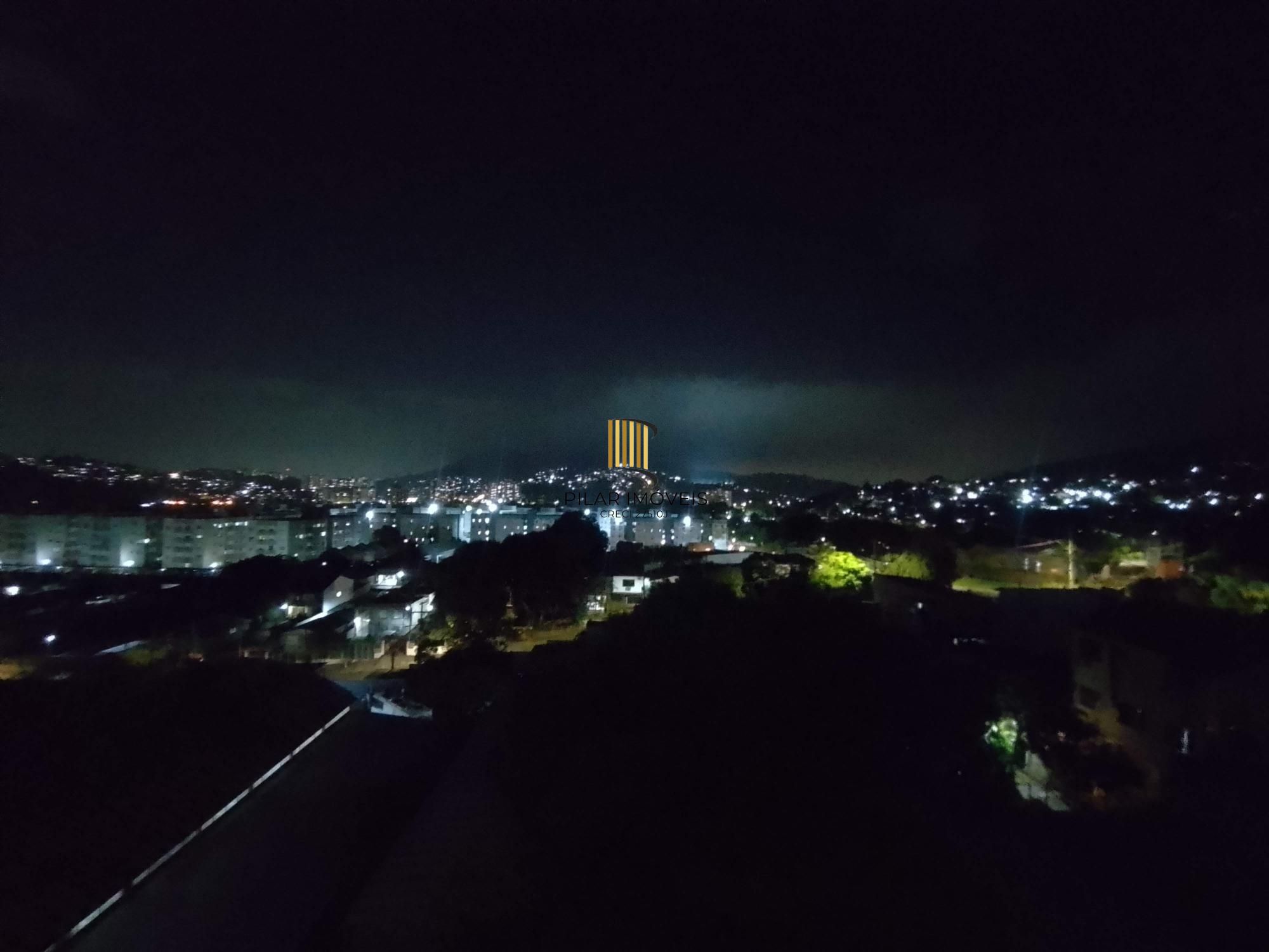 Apartamento 2 dormitórios com elevador e vaga perto da PUC