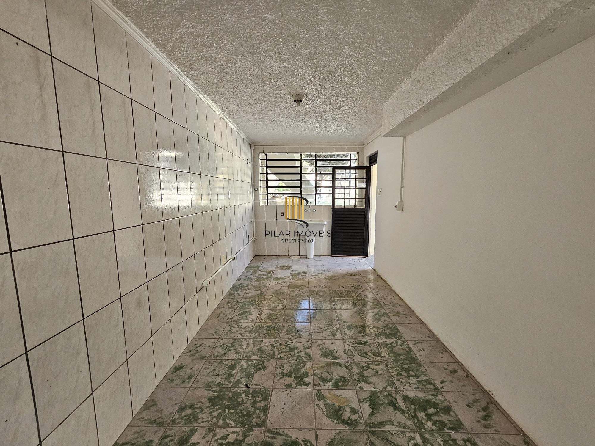 CASA EXCLUSIVA NO BAIRRO TRÊS FIGUEIRAS