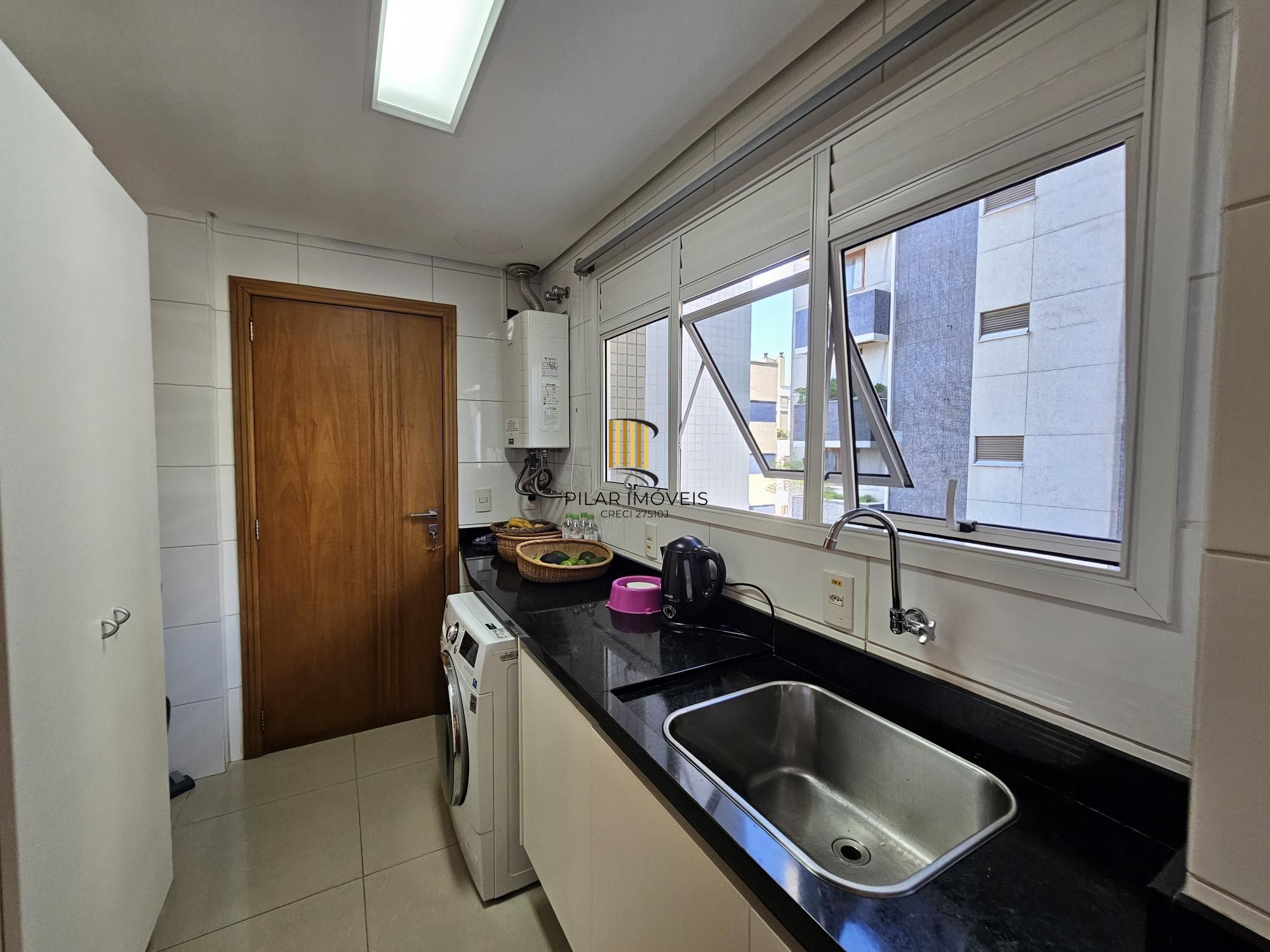 ALTO PADRÃO | BELA VISTA | 3 SUÍTES + 4 VAGAS | MOBILIADO