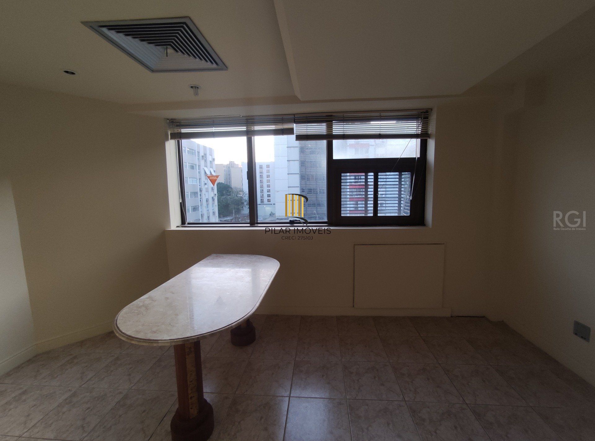 Conjunto/Sala para Venda - 44.54m², 0 dormitórios, 1 vaga - Rio Branco