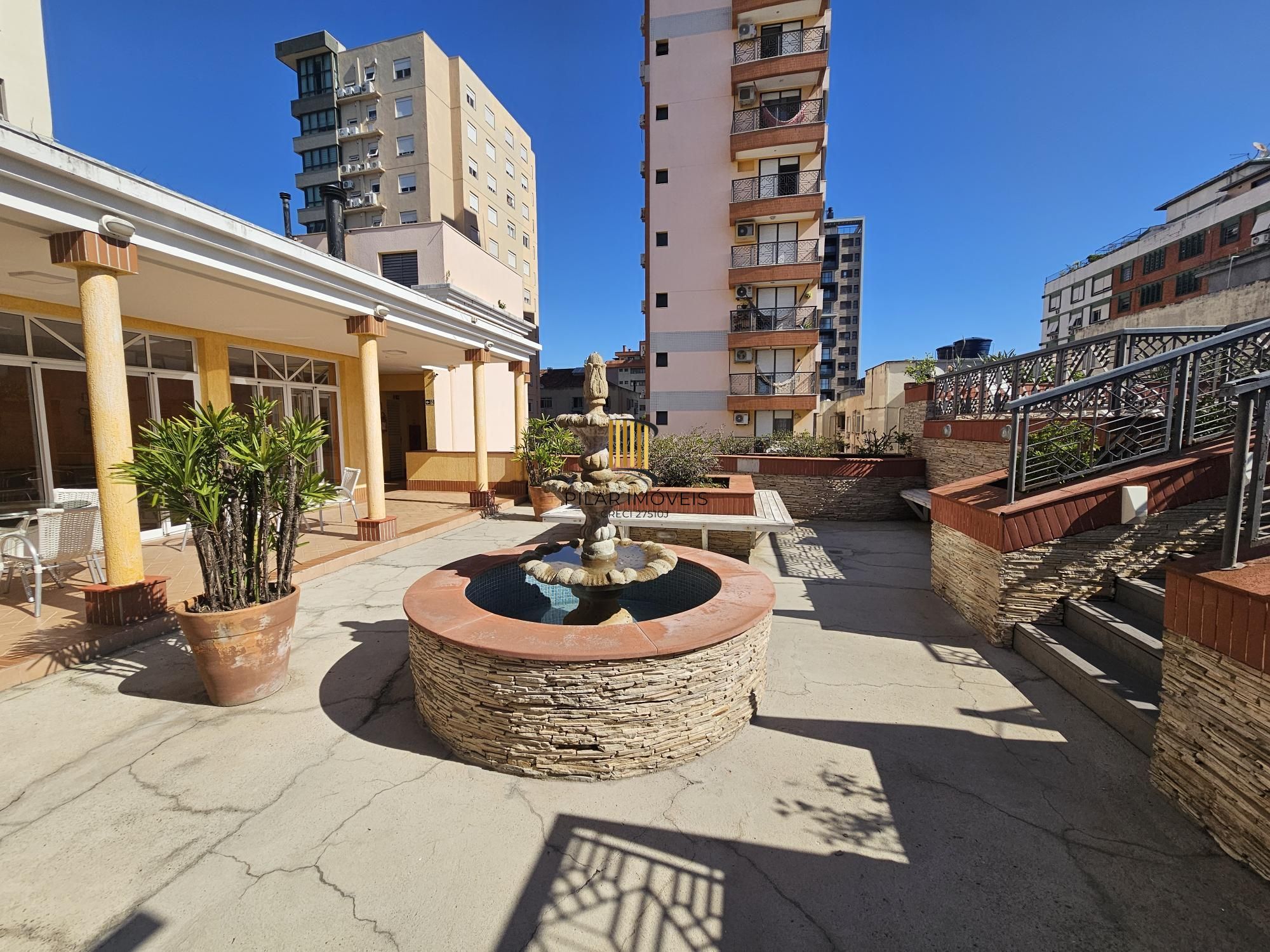 BAIRRO MENINO DEUS | 3 DORMITÓRIOS COM INFRAESTRUTURA