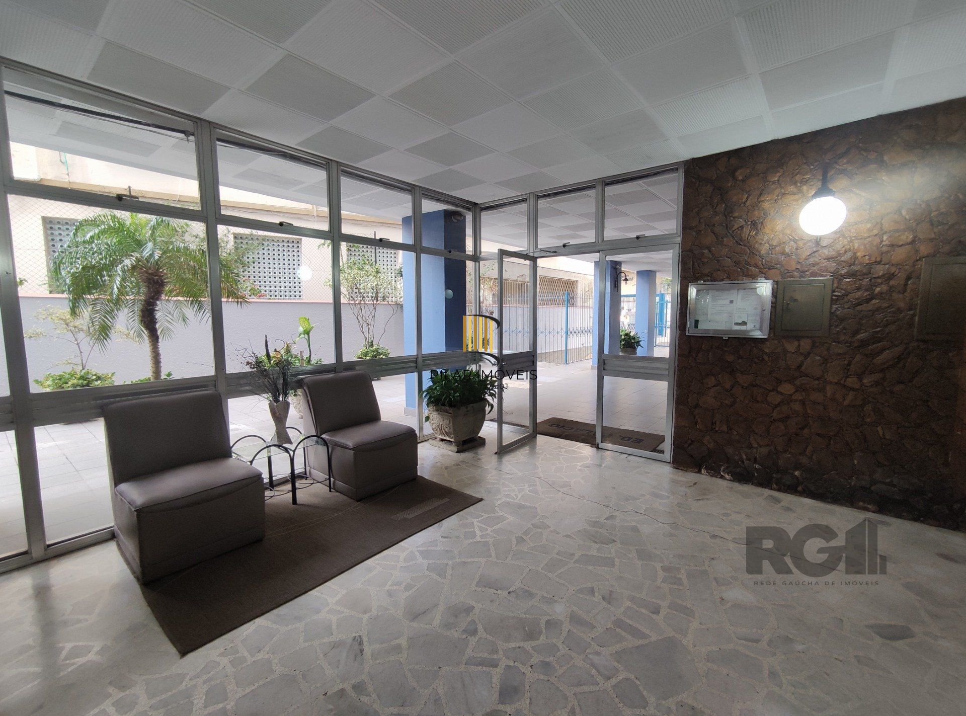 Apartamento 2 dormitórios no bairro Centro Histórico