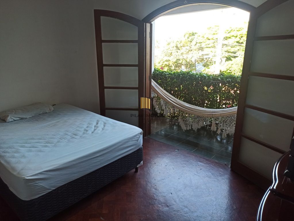 Casa tipo Sobrado perto da PUC - Pilar Imóveis