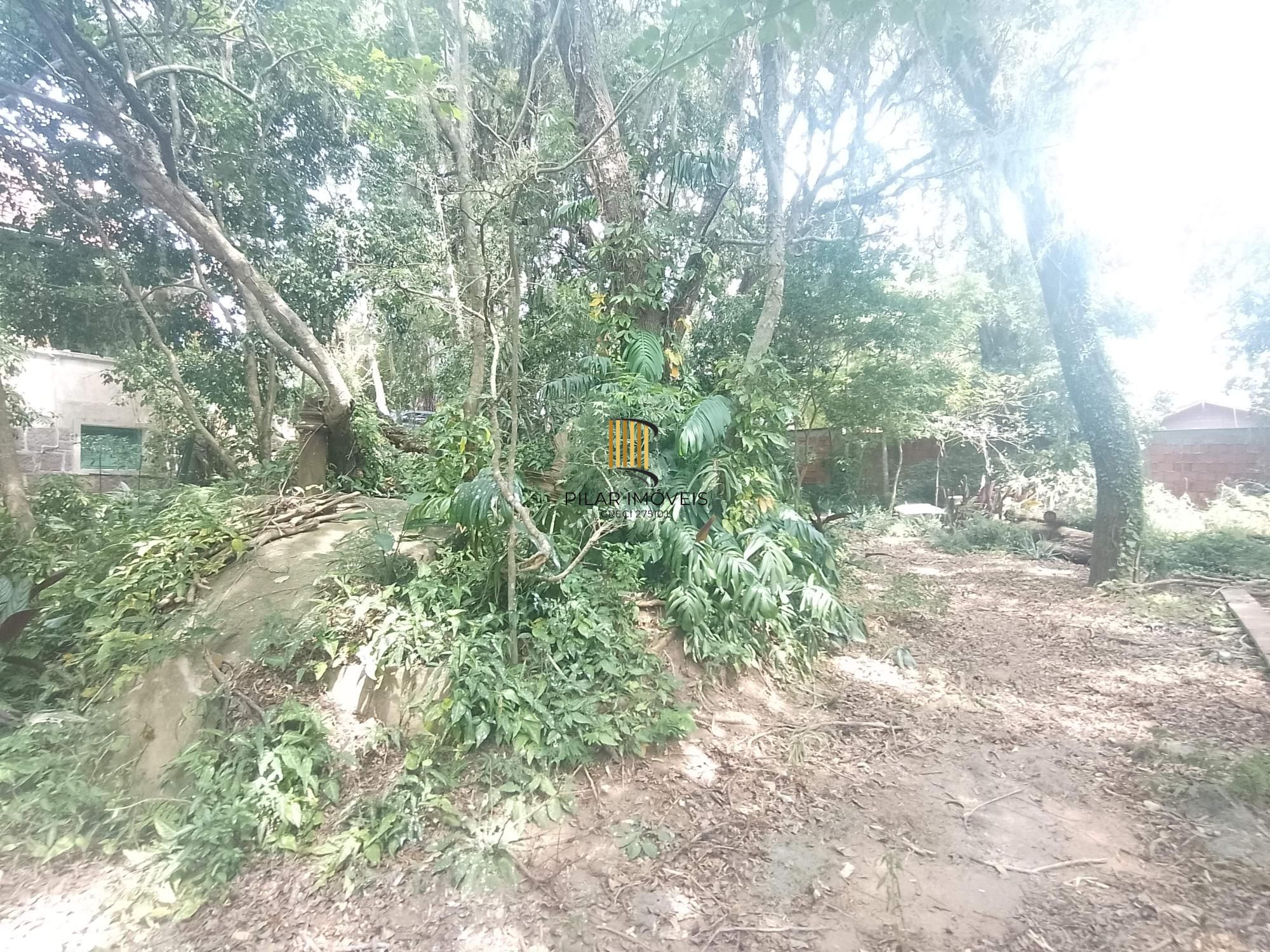 Terreno com área de 3.600m2 com 43m de margem no Rio Guaíba