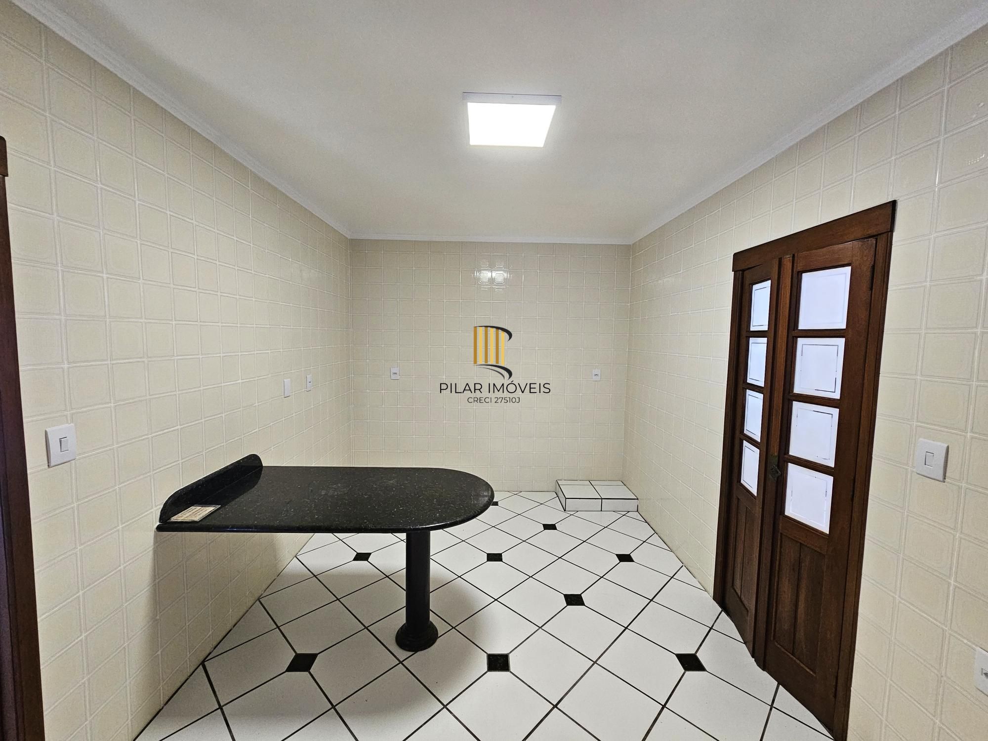 TERRENO COM MAIS DE 790M2 | CASA IMPECÁVEL DE 2 DORMITÓRIOS