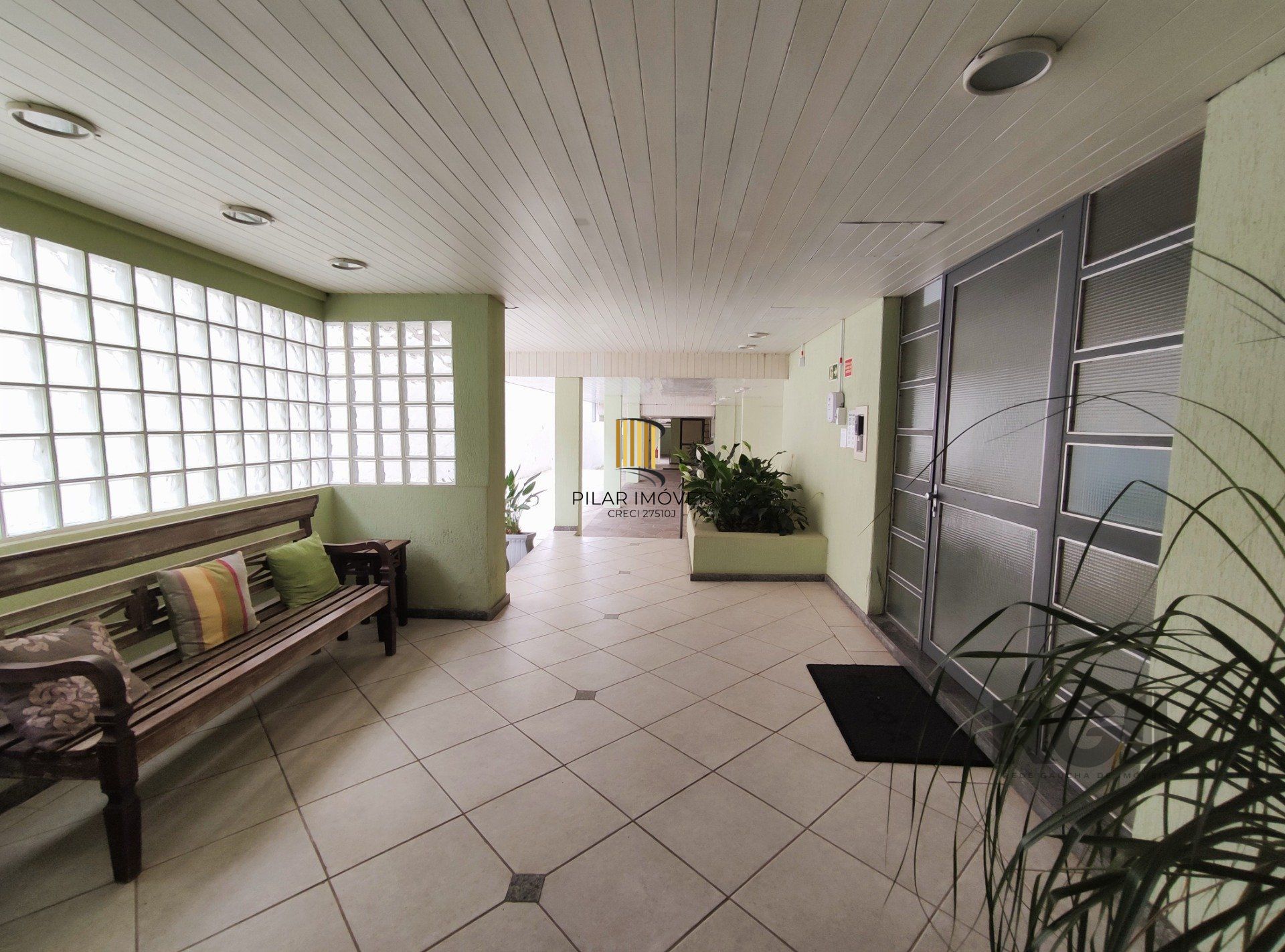 Apartamento 3 Dormitório(s) Bairro Mont Serrat