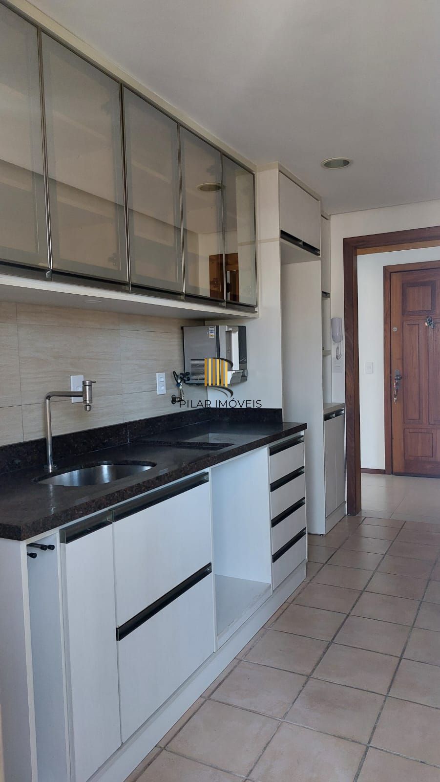 Apartamento 02 Dormitórios e 02 vagas no bairro Higienópolis