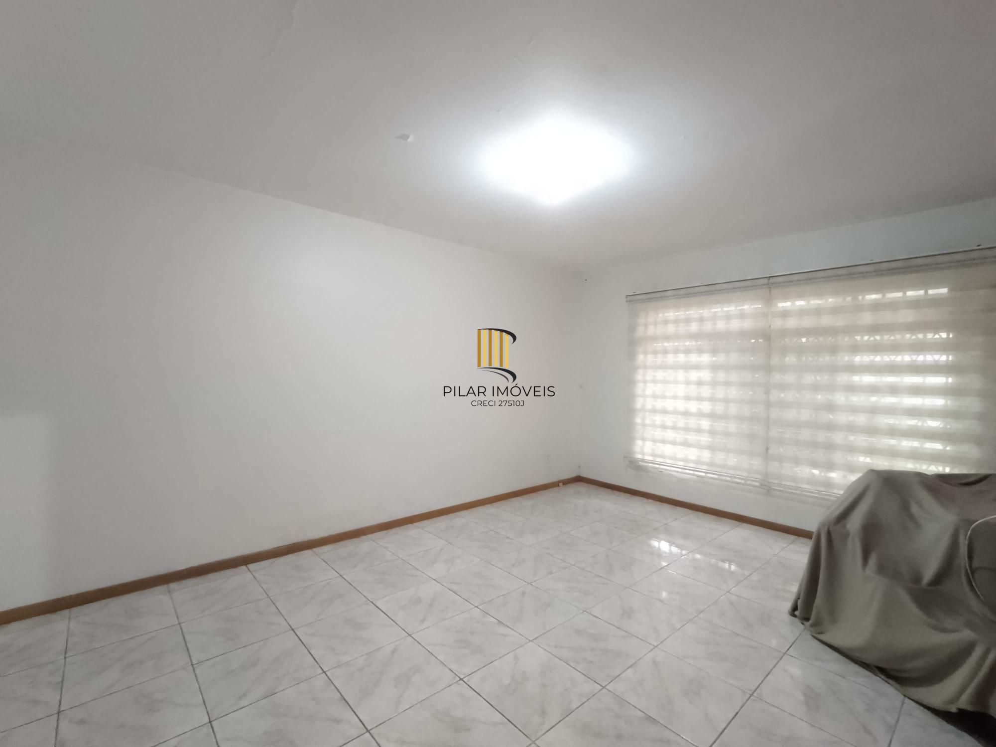 Casa ampla 3 dormitórios no Jartim Itu