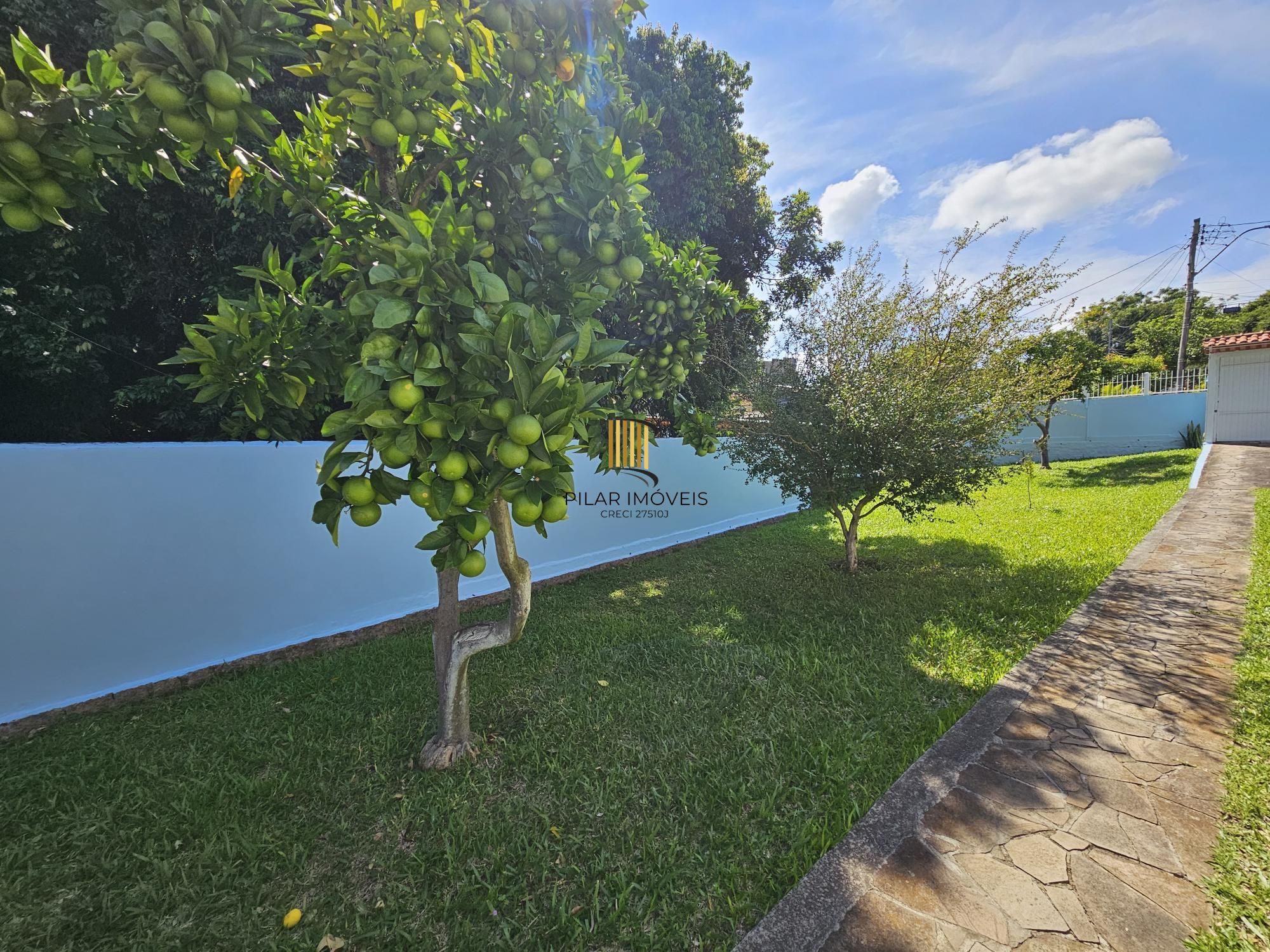 TERRENO COM MAIS DE 790M2 | CASA IMPECÁVEL DE 2 DORMITÓRIOS