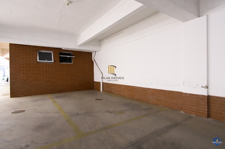 Apartamento 2 dormitórios com vaga no Passo D'areia