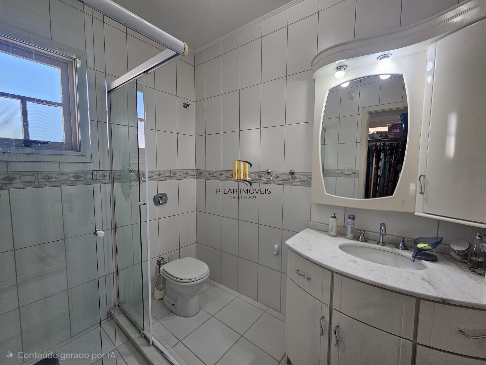 SOBRADO COM 3 SUÍTES + DORMITÓRIOS NO TÉRRREO | PISCINA | E MUITO MAIS