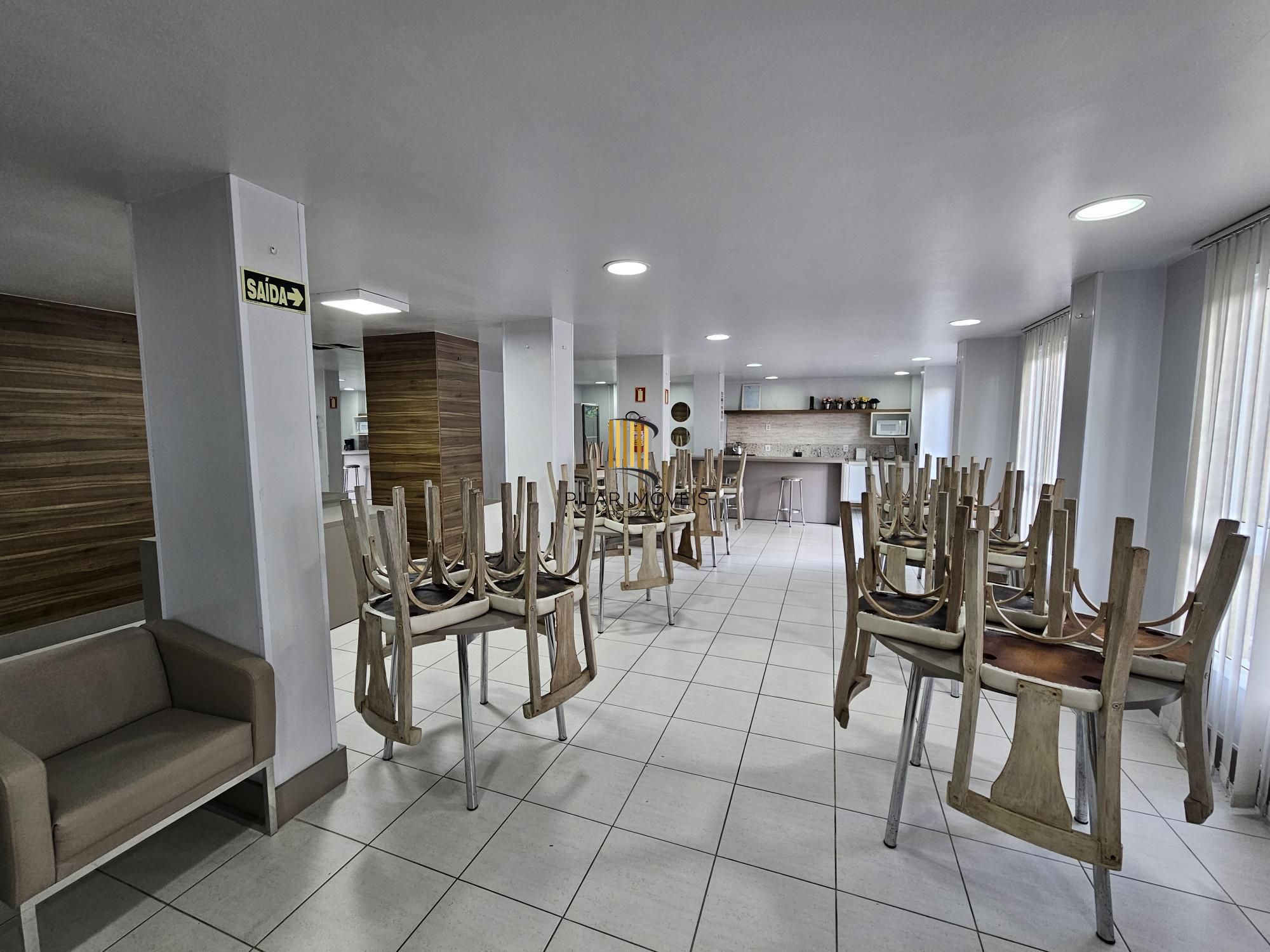 Apartamento 2 dormitórios com vaga coberta