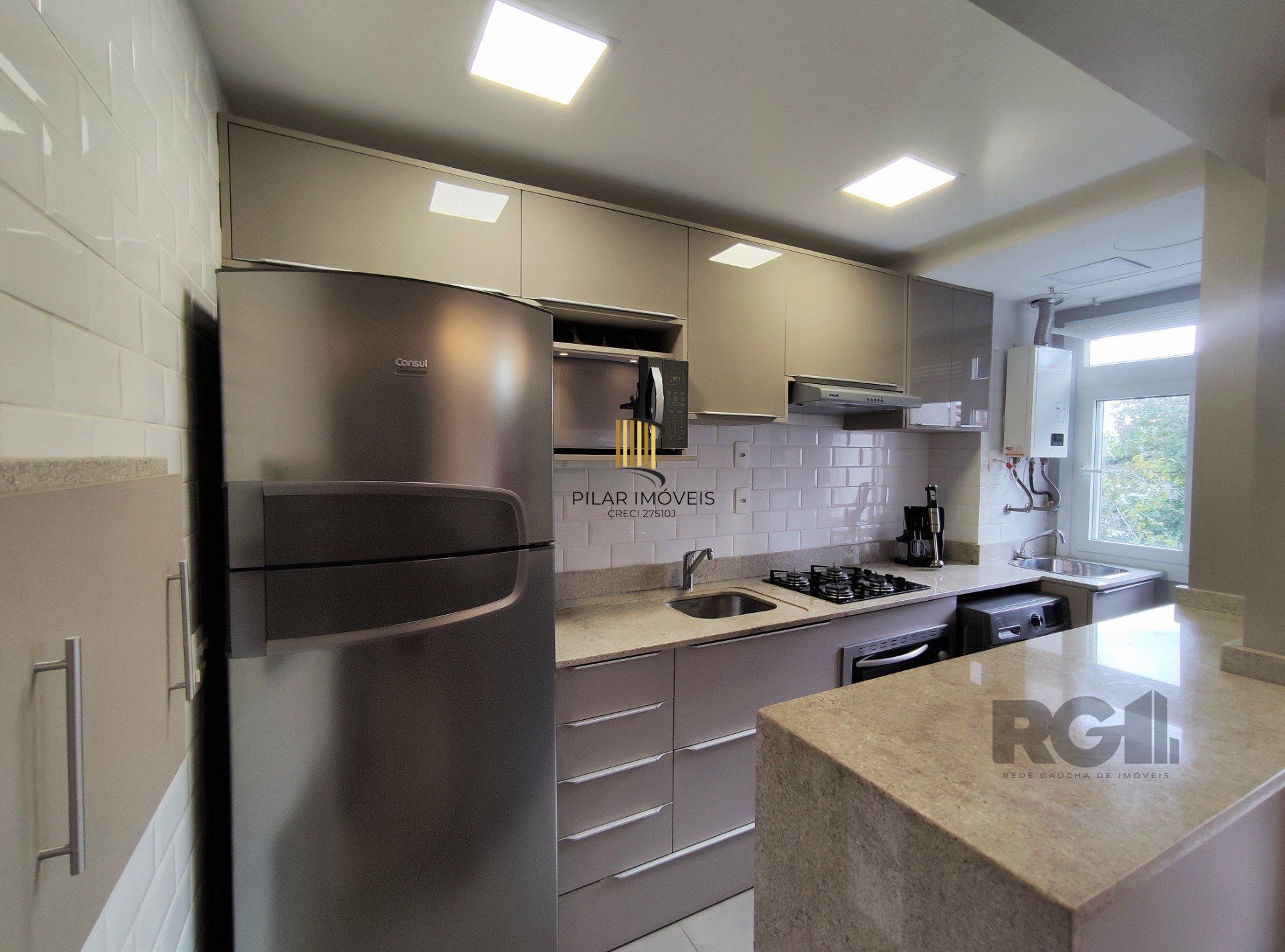 Apartamento 2 dormitórios no bairro Glória