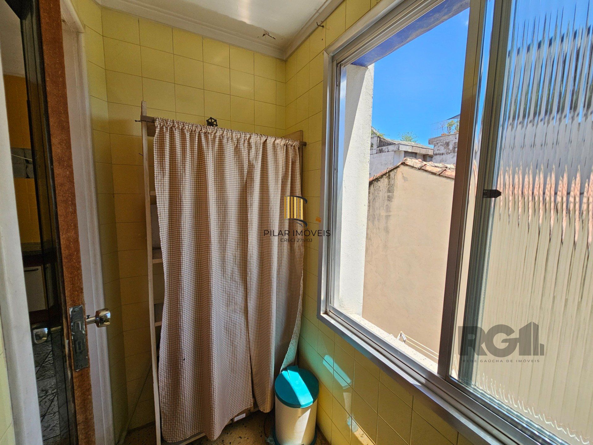 Apartamento para Venda - 94.09m², 3 dormitórios, 2 vagas - Mont Serrat