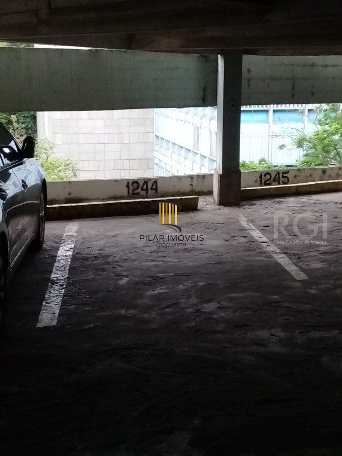 Box para Venda - 12.65m², 0 dormitórios, 1 vaga - Centro Histórico