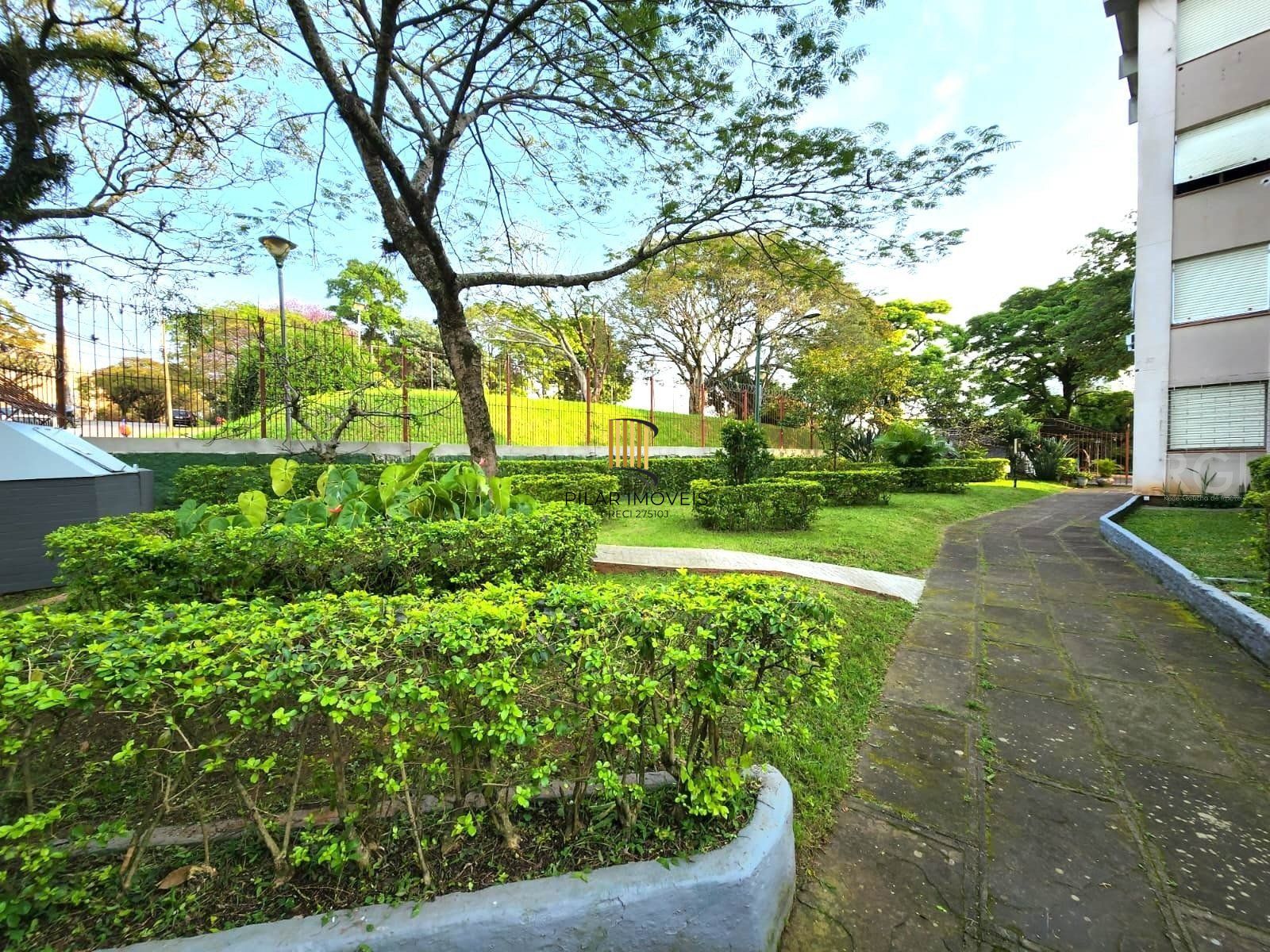 Oportunidade! Apartamento 2 dormitórios perto da ESPM e Bento Gonçalves e com fácil acesso ao Centro.