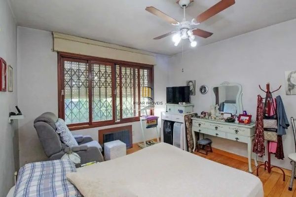 Casa 3 dormitórios ampla, perto da PUC