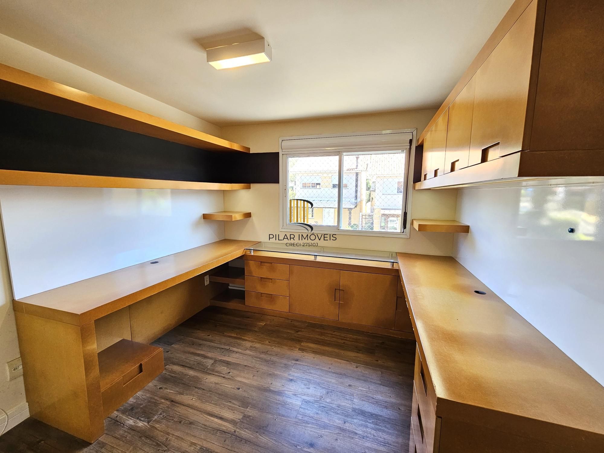 CASA EM CONDOMÍNIO NA AVENIDA PROTÁSIO ALVES