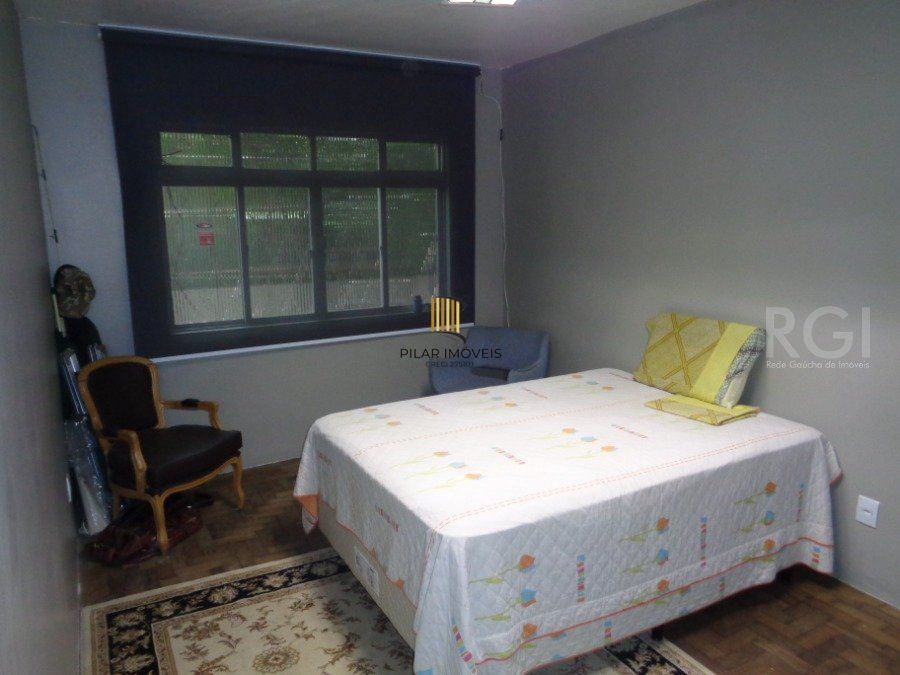 Casa para Venda - 200m², 3 dormitórios, 2 vagas - Navegantes