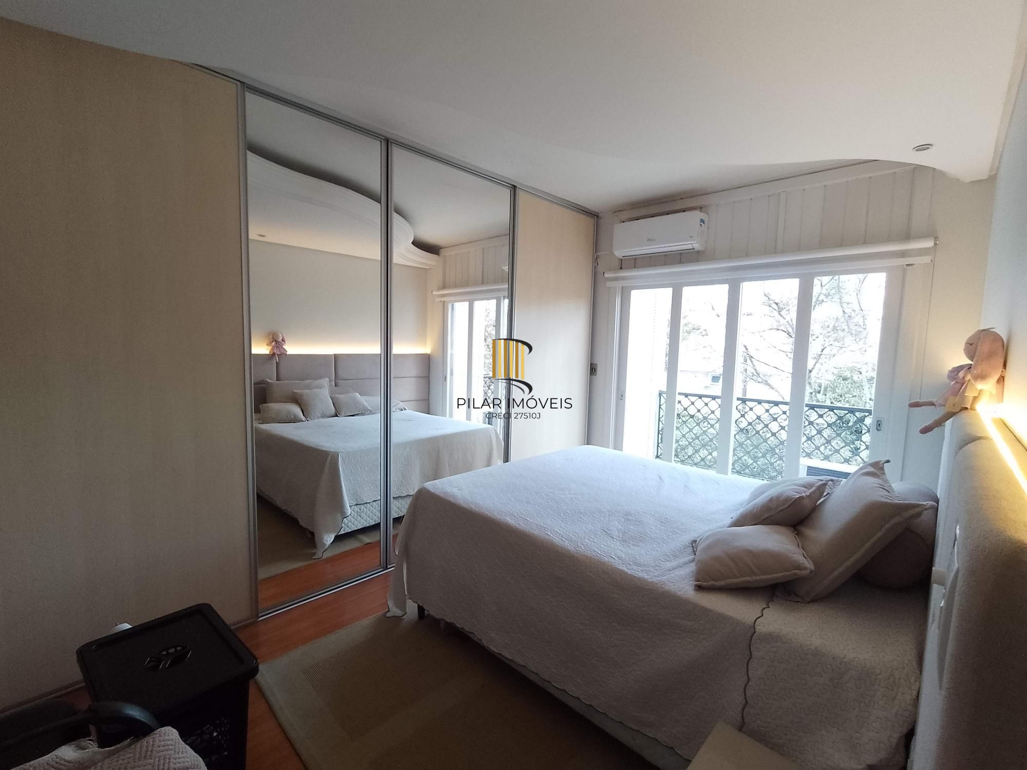 Casa 3 dormitórios em condomínio de luxo próximo ao Shopping Iguatemi