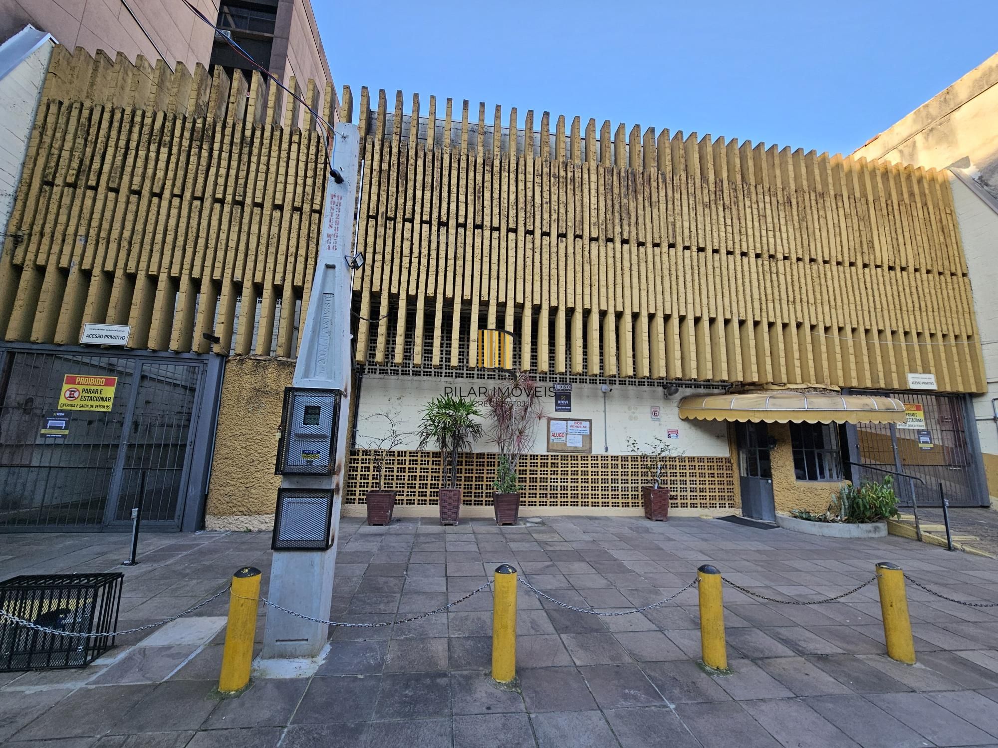 BOM FIM: 3 DORM | 108M2 | SEMIMOBILIADO | 1 VAGA