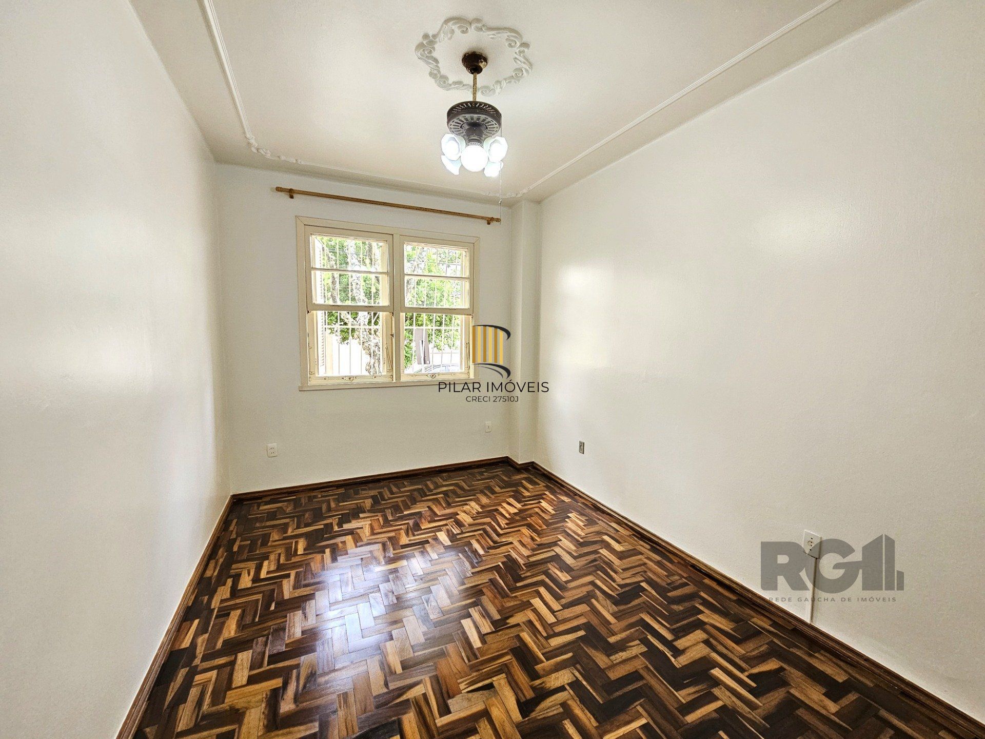 Apartamento 2 dormitórios no bairro São Geraldo
