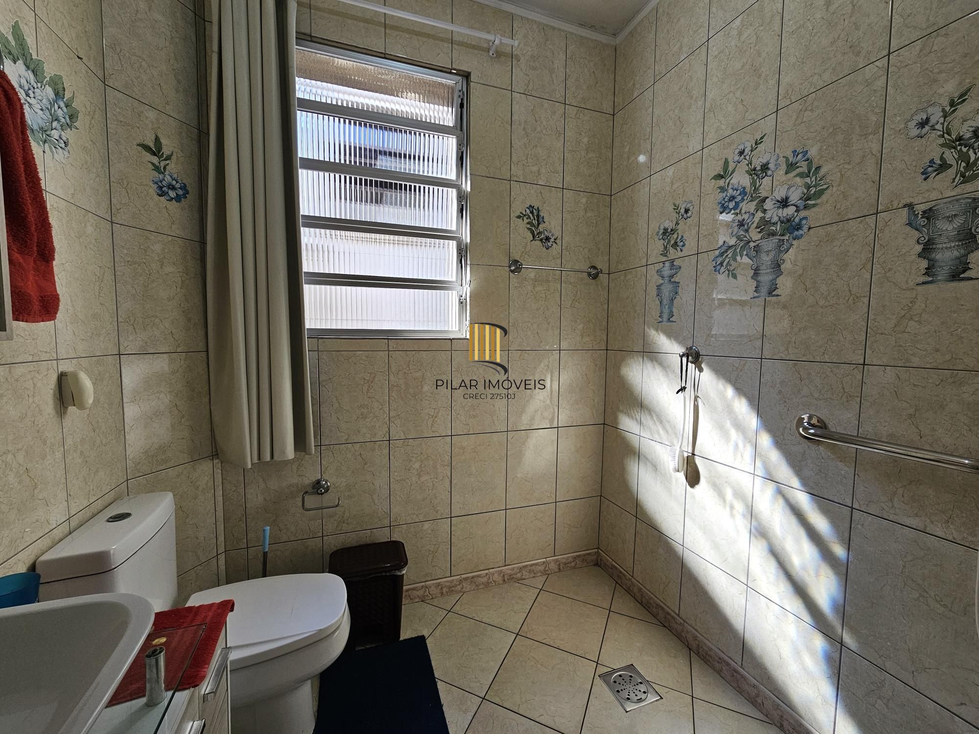 Apartamento 2 dormitórios no bairro Floresta